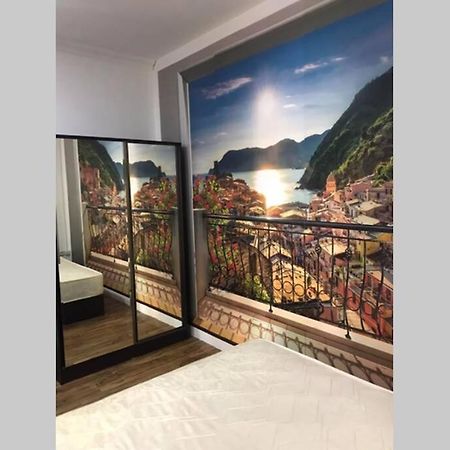 Studio Apartment Near Republic Square Ереван Екстериор снимка