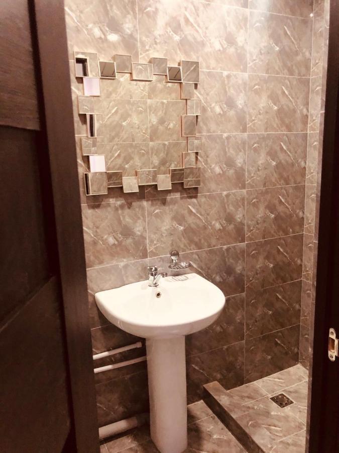 Studio Apartment Near Republic Square Ереван Екстериор снимка